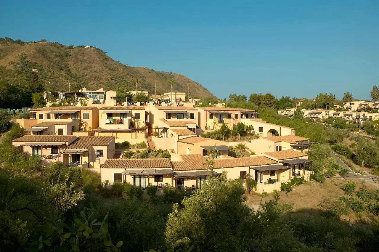 Hapimag Resort تْشيفالو إيطاليا